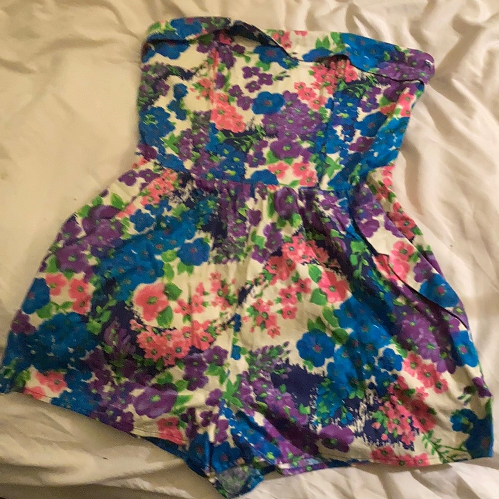 Floral Rhomper